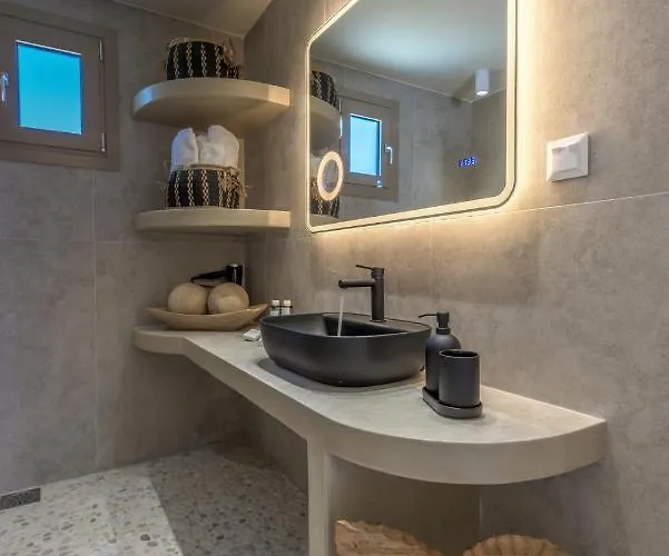 Ocean Pearl Luxurious